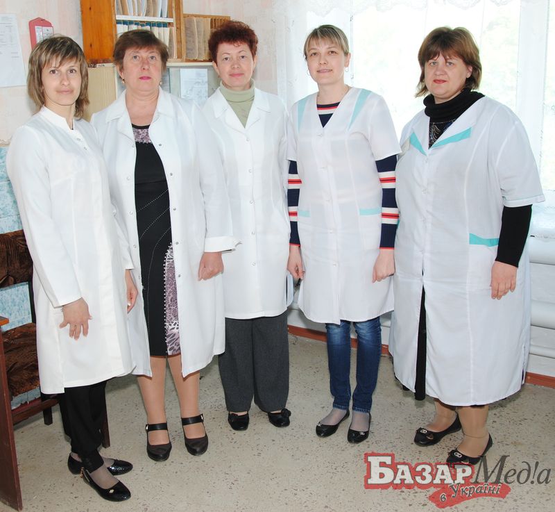 На фото зліва направо: Тетяна Пилипенко, Тетяна Нажа, Любов Оленьова, Надія Скрипка, Світлана Бутко