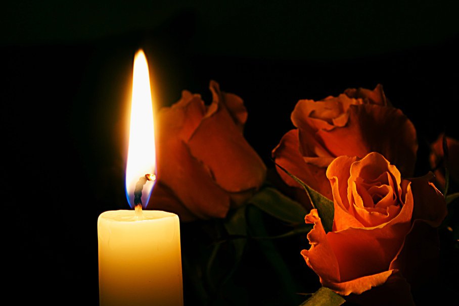 1476691700 808921 candle and roses p