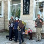 На фасаді Сватківського ліцею відкрили меморіальну дошку полеглим Захисникам