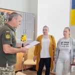 Рідним полеглого Захисника Дениса Рядова із Гадяча передали державну відзнаку