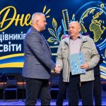 Директор ДНЗ «Гадяцьке ВПАУ» отримав відзнаку Міністерства освіти і науки України